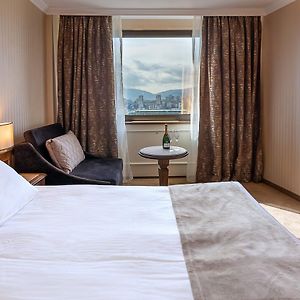 Premium King Room